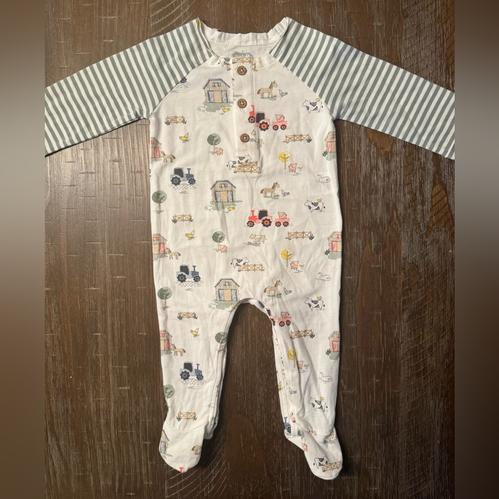 Mudpie Farm Sleeper - 3-6 months.